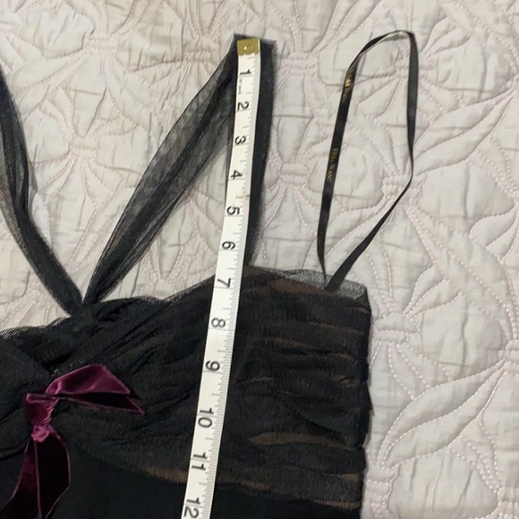 Vera Wang Evening Gown - Picture 10 of 12